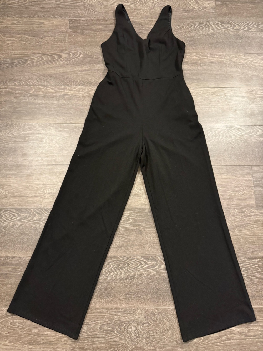 Classic Black Wide-Leg Women’s Pants